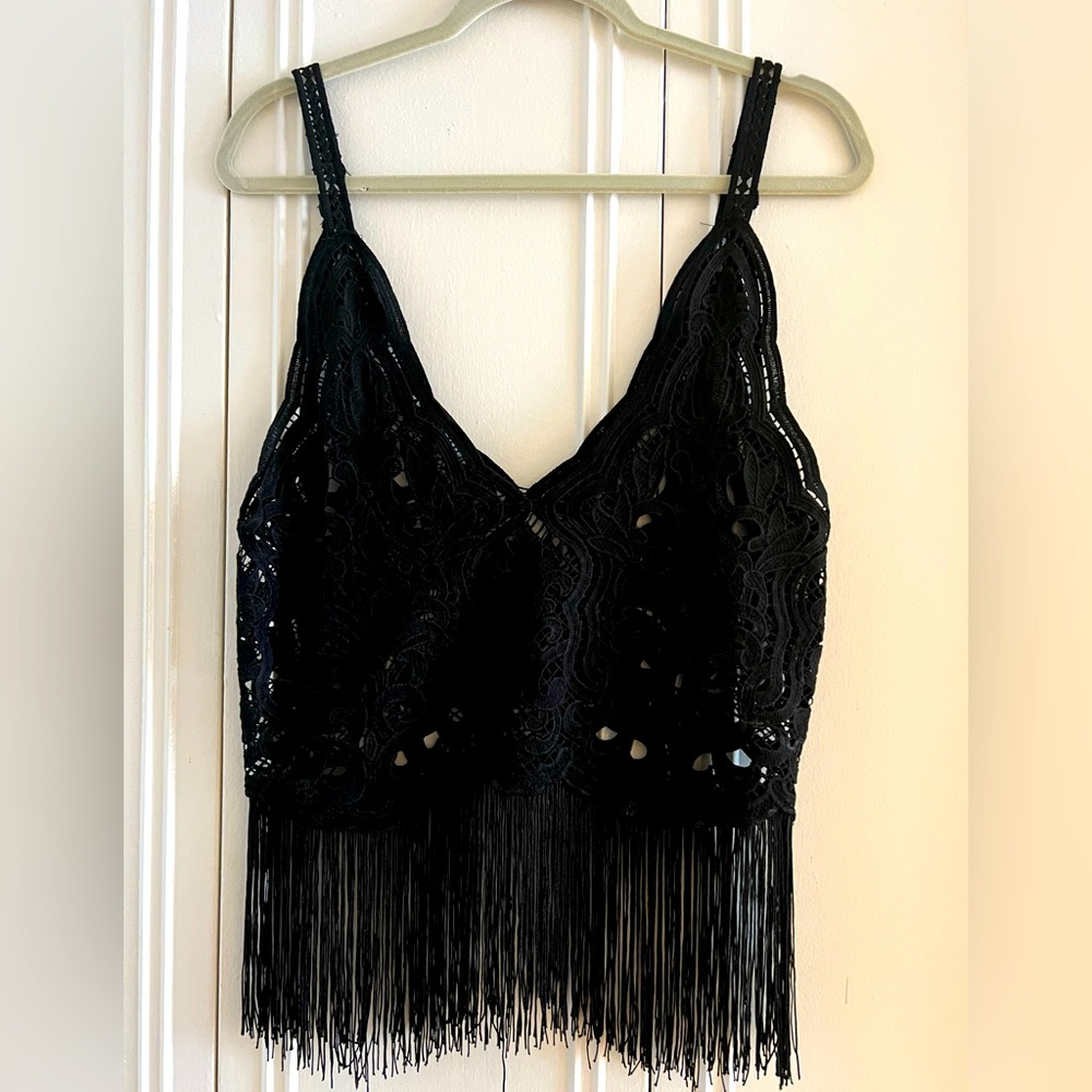 FRINGE TOP - SIZE M - NWOT